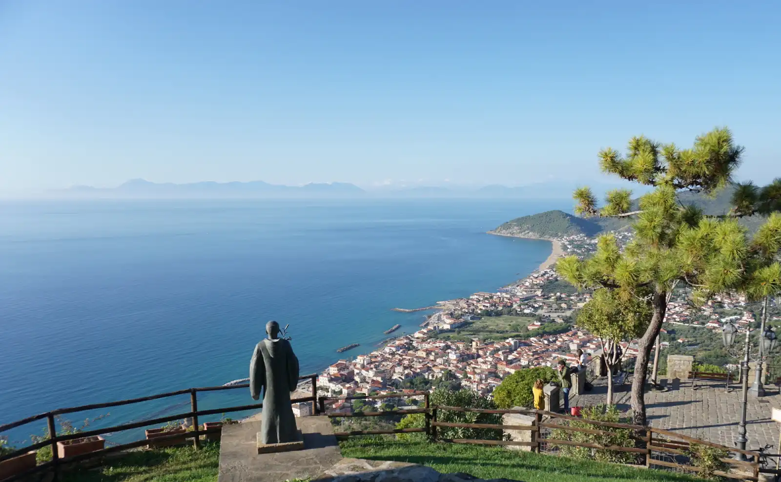 Castellabate Borgo Medievale e Mare del Cilento