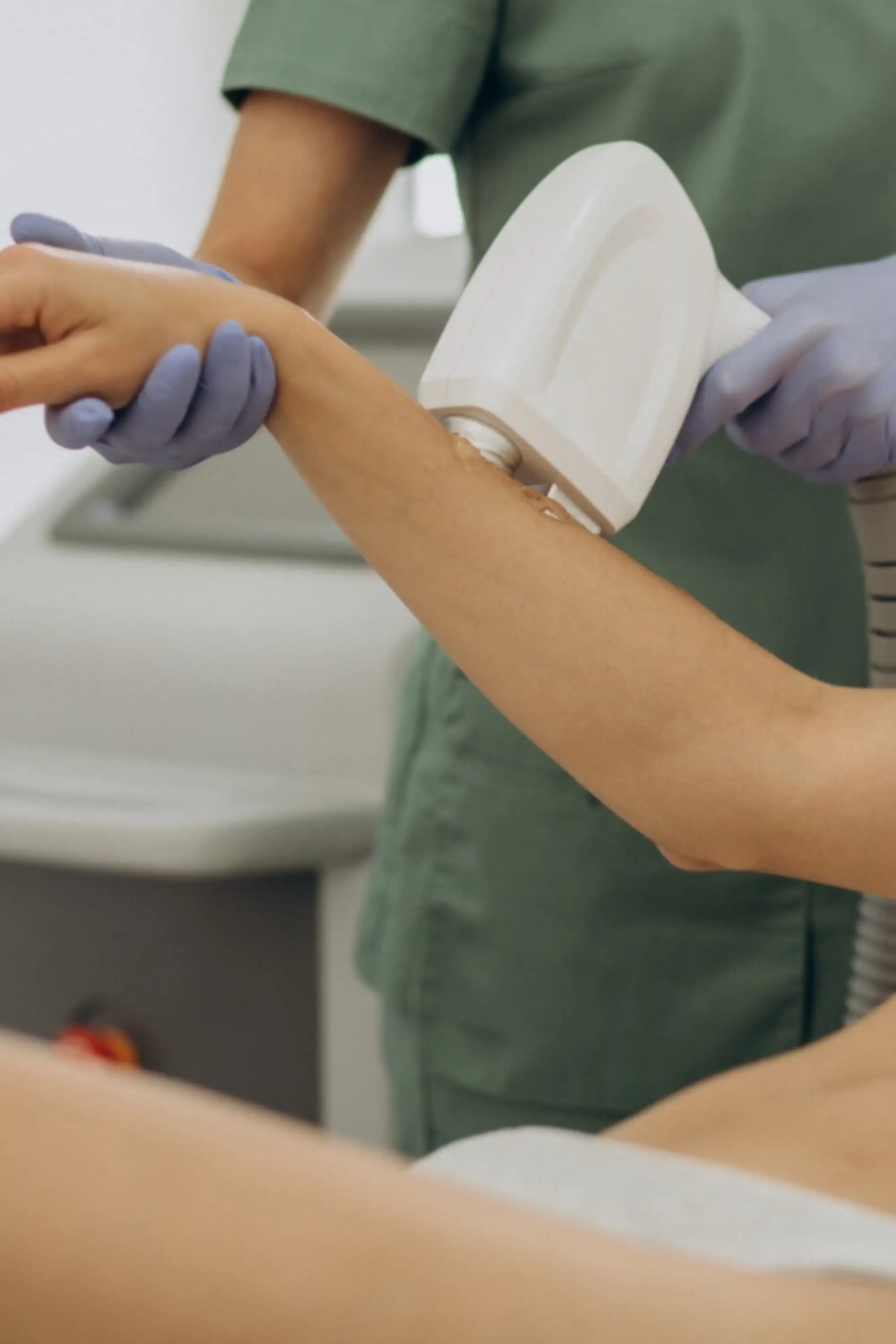 Epilazione Laser Braccia complete