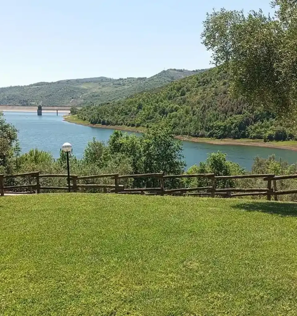 Piscina-per-famiglie-cilento